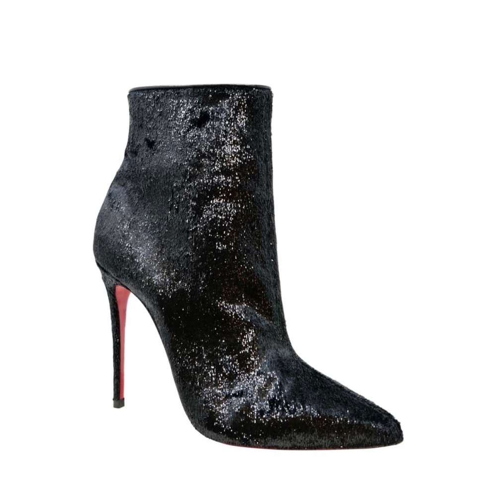 Christian Louboutin So Kate Booty